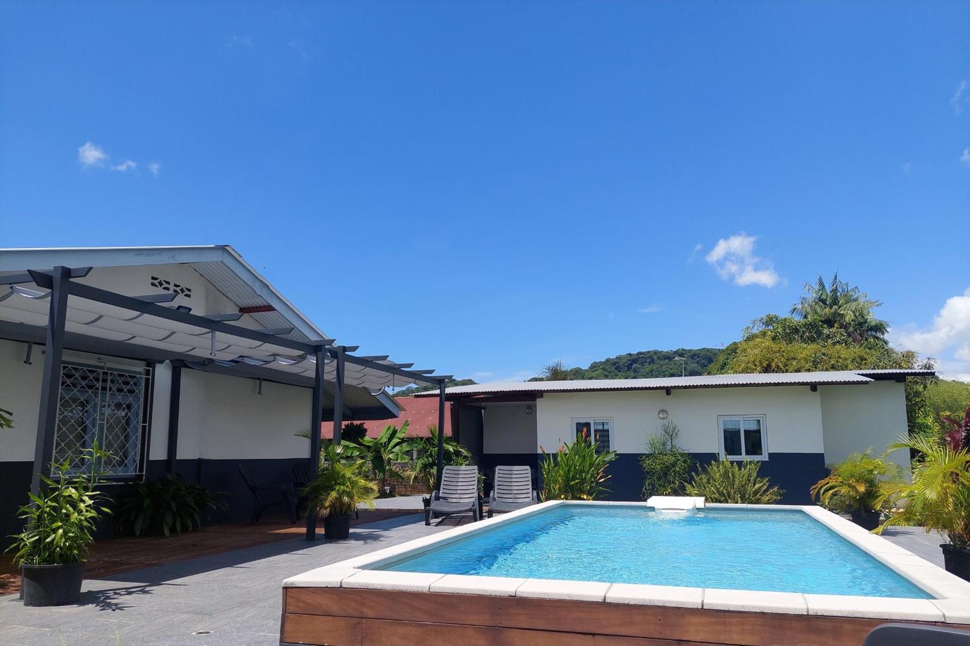 Koko Lodge petite maison paisible avec terrasse, jardin et piscine Remire-Montjoly Extérieur photo